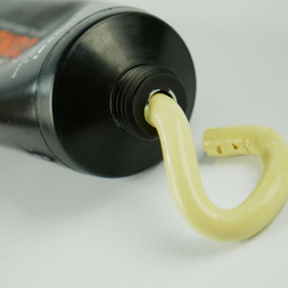 GRF81 LEATHER CONDITIONER 75ml  (GRN'S)